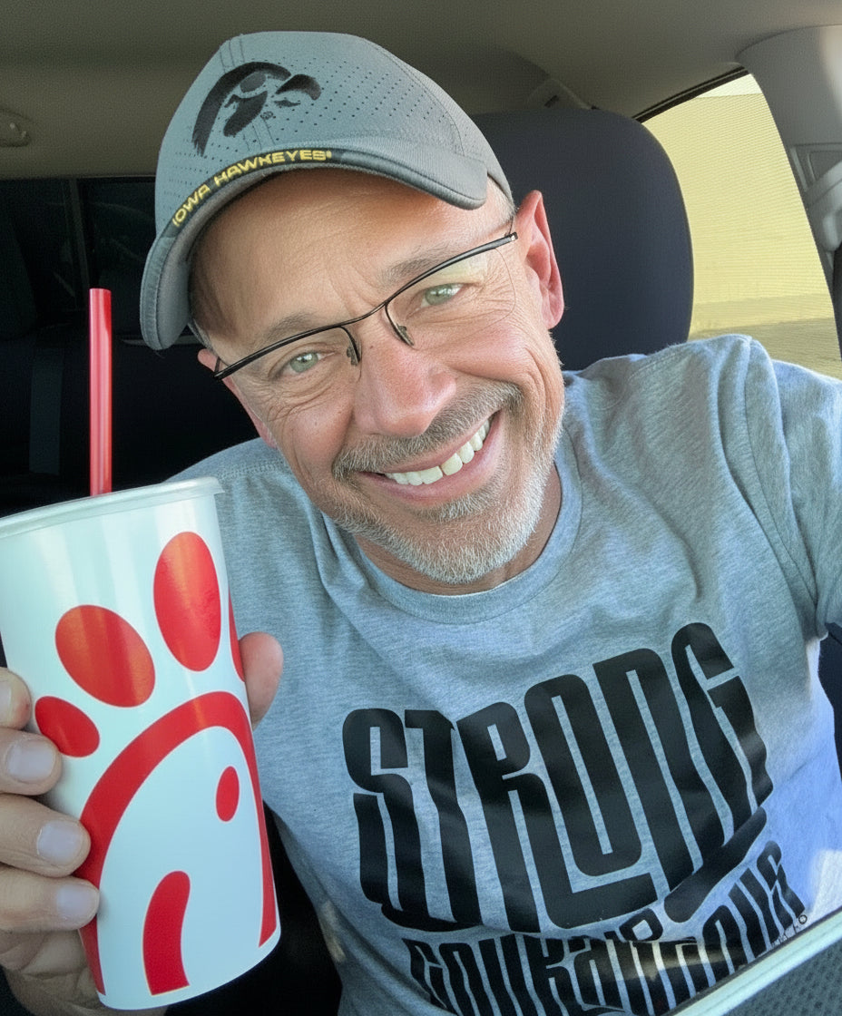 Strong & Courageous tee